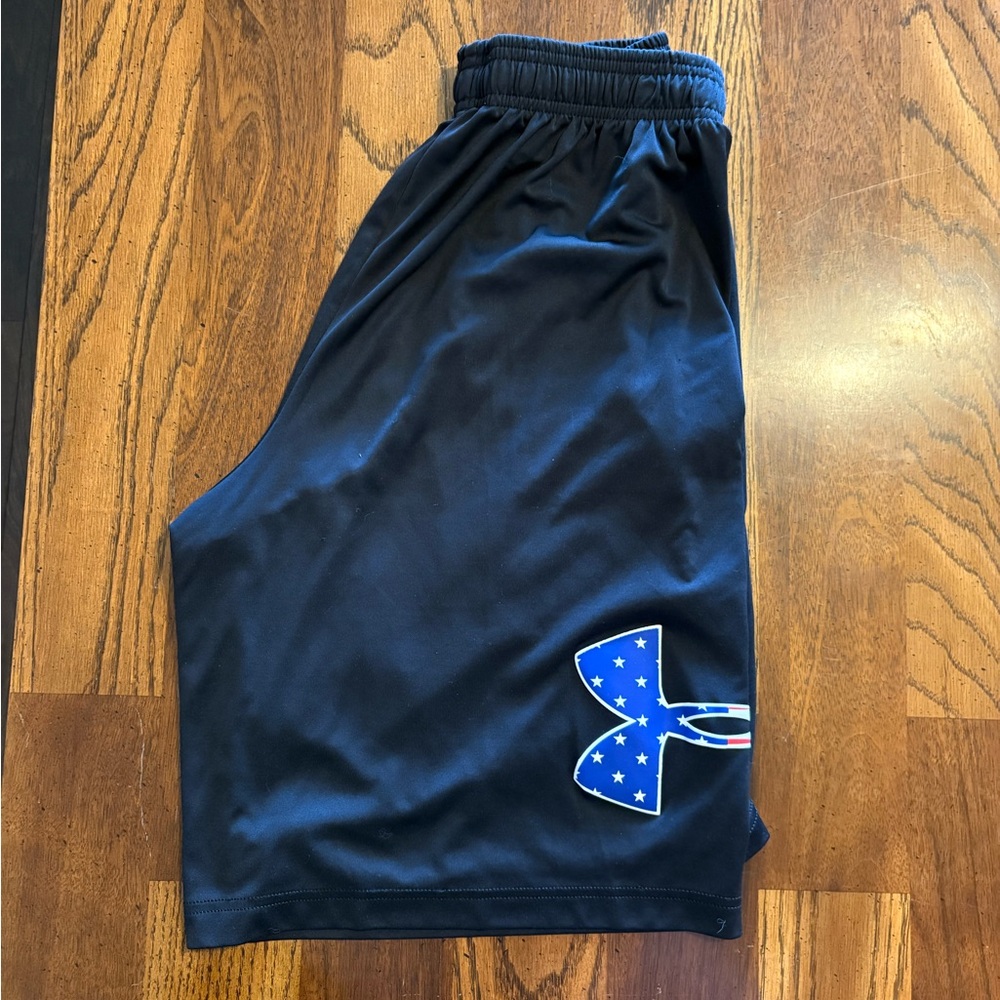 Under Armour Men's Black Athletic Shorts with Logo - Picture 2 of 3